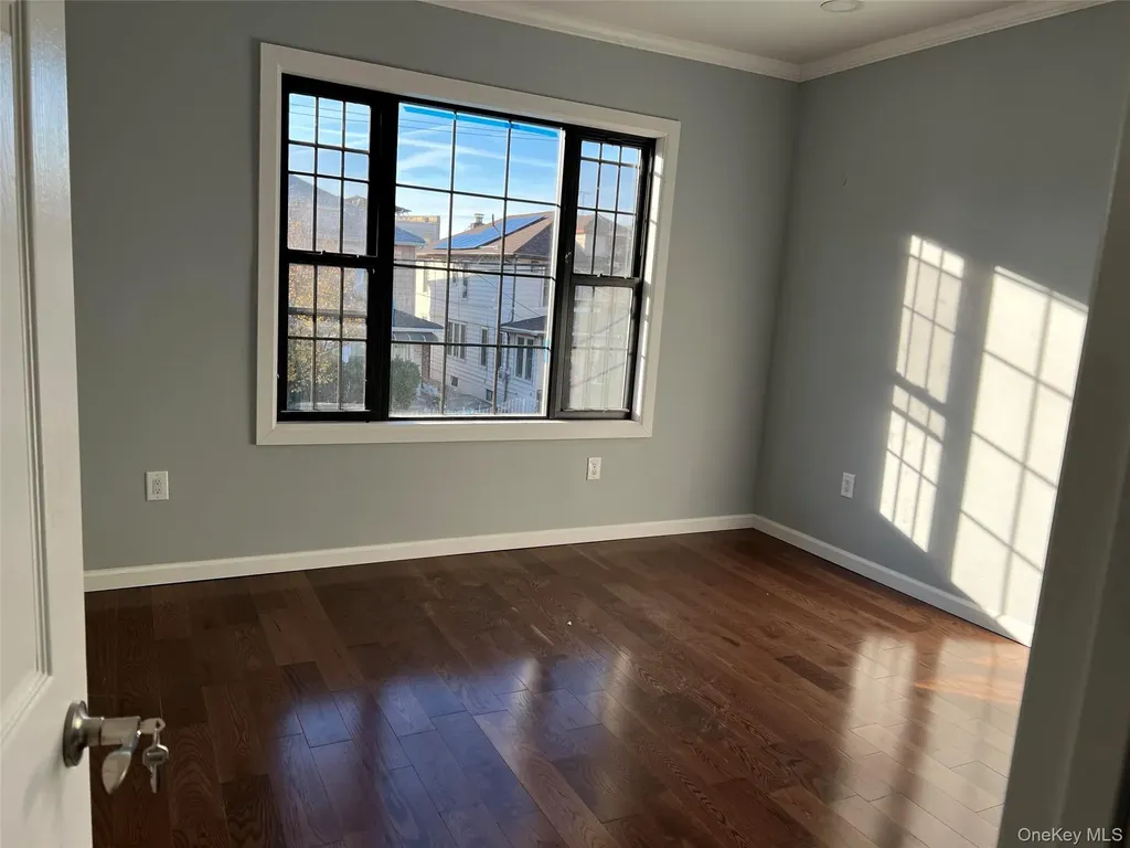 435 East 51 Strret Brooklyn NY 11203