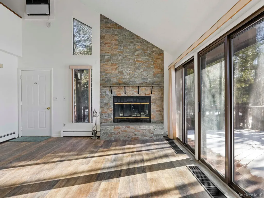 6 Lakeside Drive Monticello NY 12701