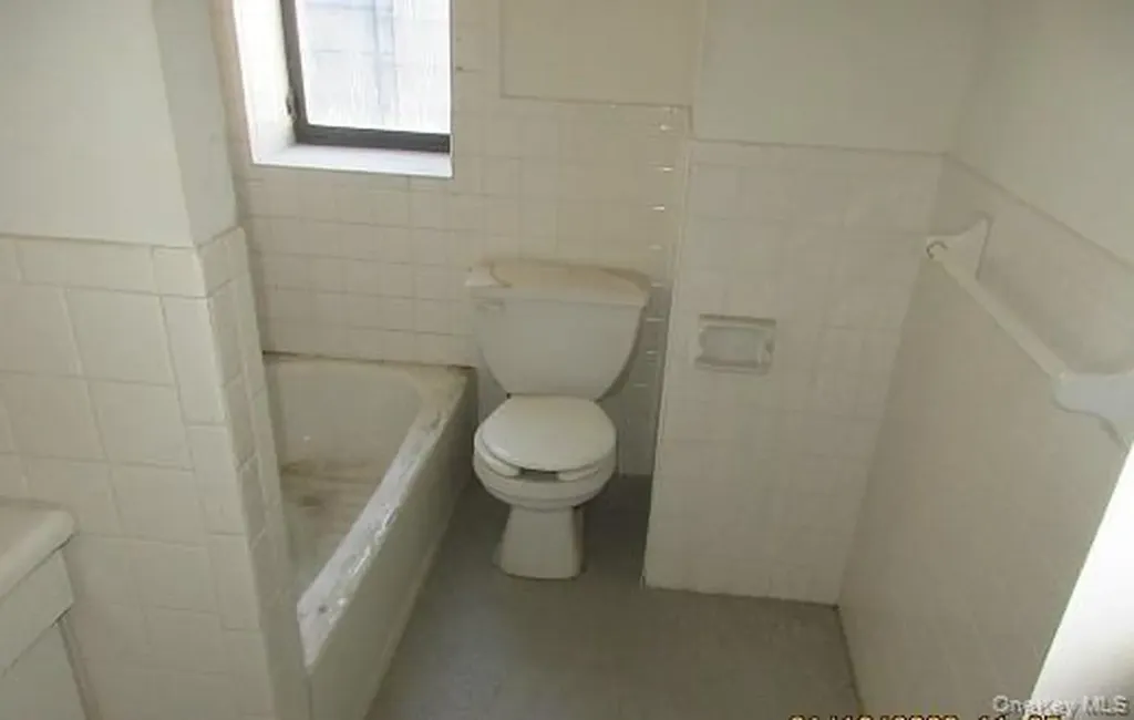 108 Division Avenue Brooklyn NY 11211
