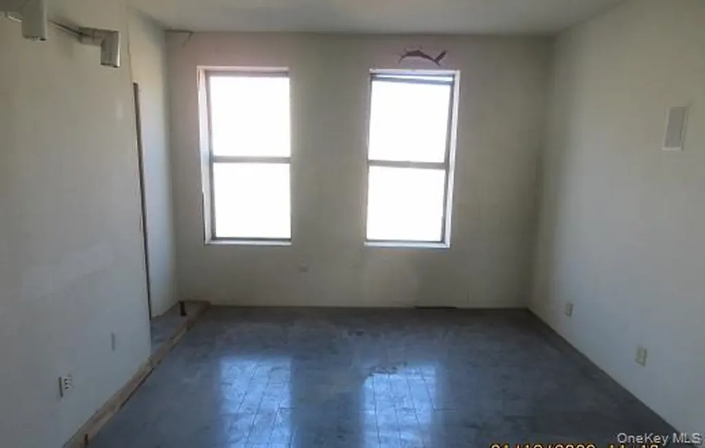 108 Division Avenue Brooklyn NY 11211