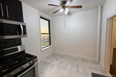 5 Circuit Road New Rochelle NY 10805