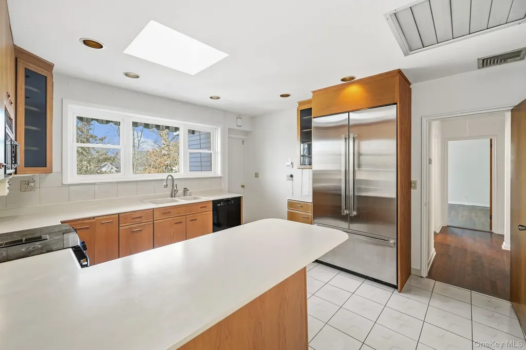 1 Cherry Lane Scarsdale NY 10583