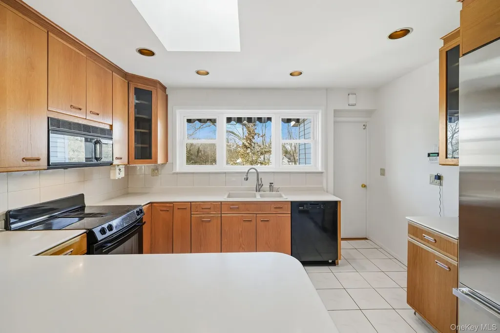 1 Cherry Lane Scarsdale NY 10583