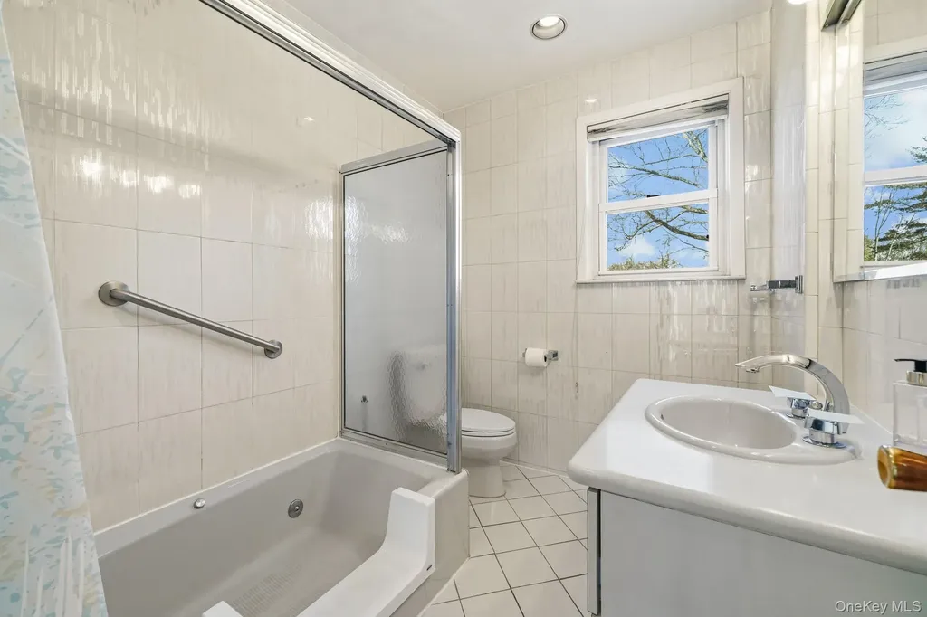 1 Cherry Lane Scarsdale NY 10583
