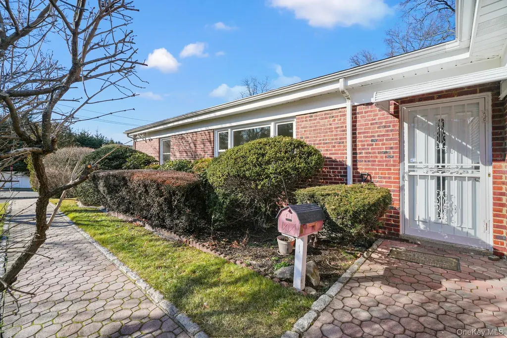 1 Cherry Lane Scarsdale NY 10583
