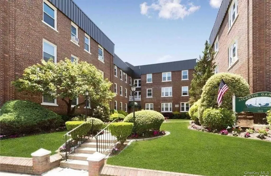 185 Atlantic Avenue Lynbrook NY 11563