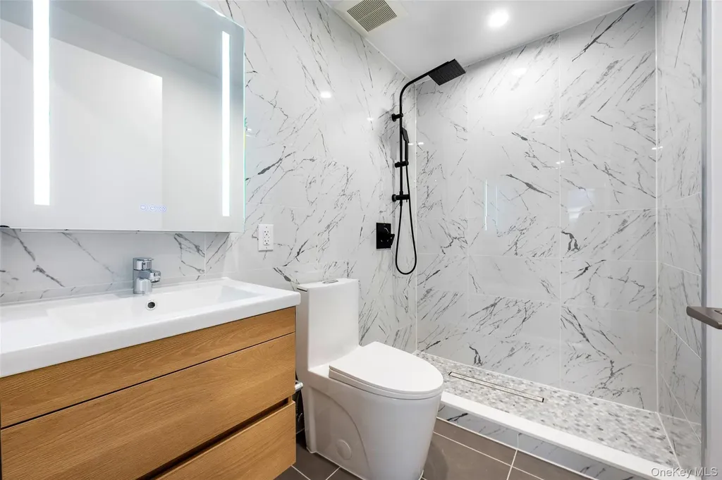 150-02 Northern Boulevard Flushing NY 11354