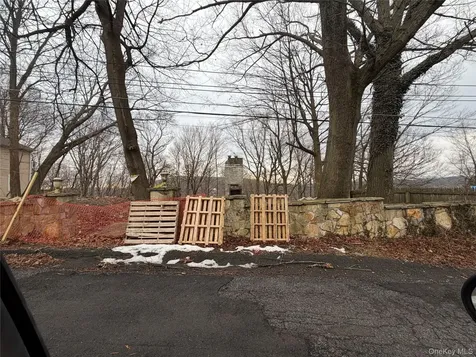 21 Amawalk Road Carmel NY 10512