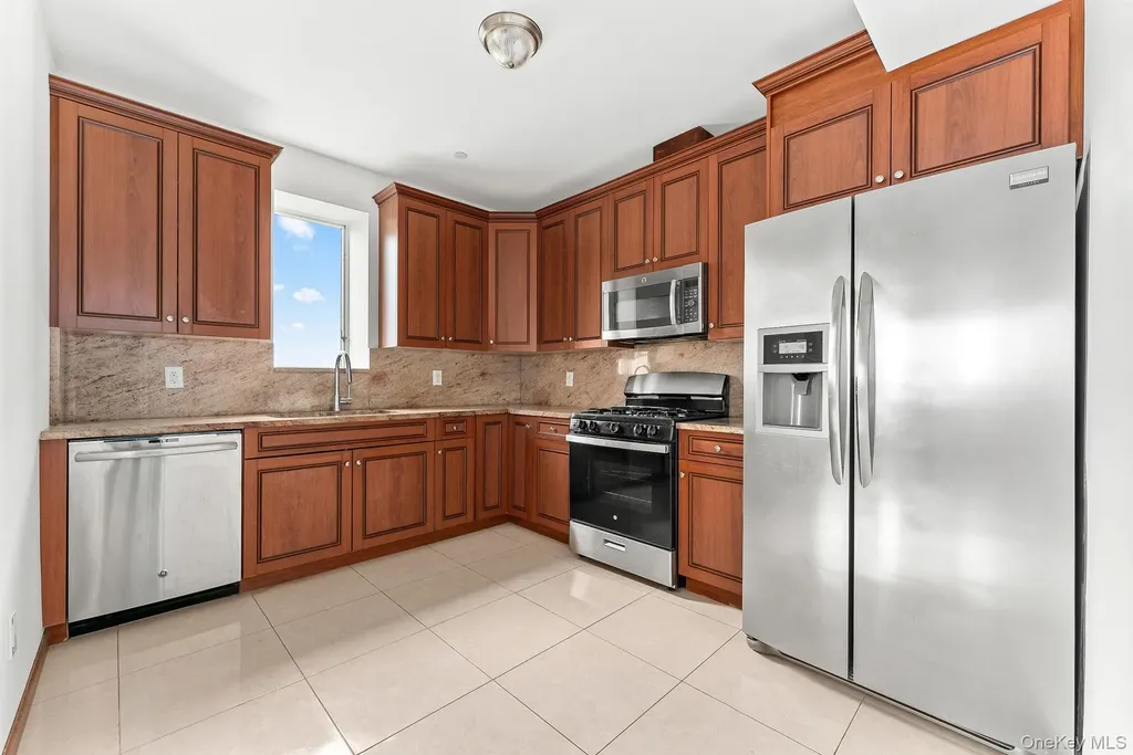 842 Ocean Parkway Brooklyn NY 11230