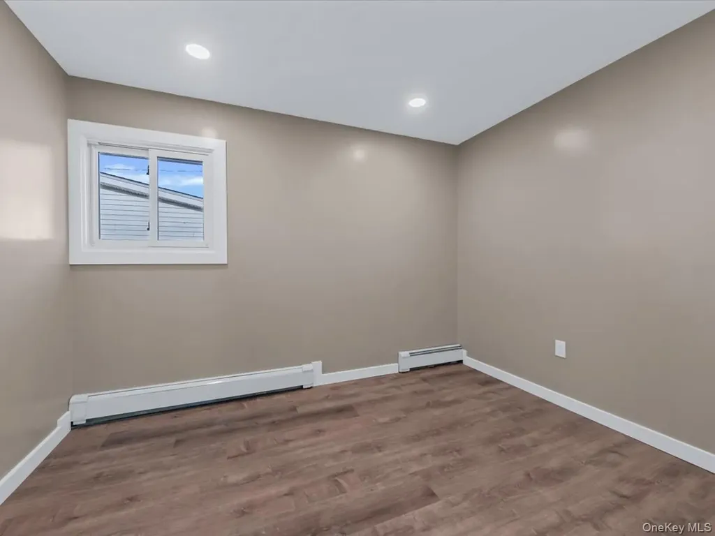 1367 Pine Acres Boulevard Bay Shore NY 11706