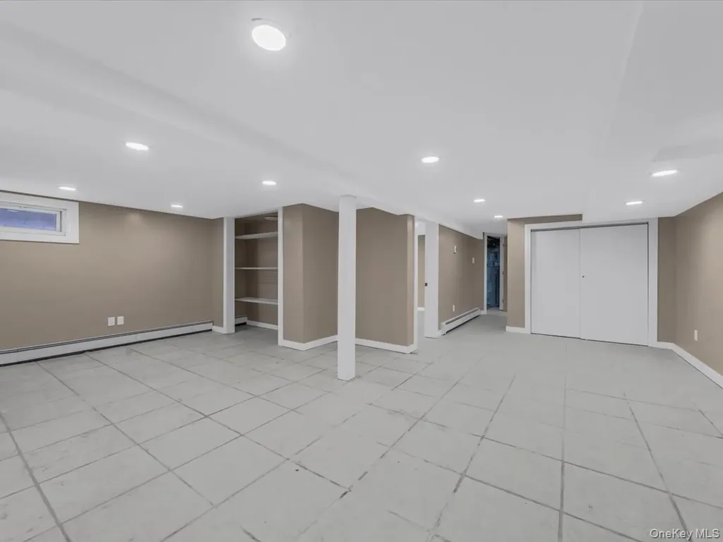 1367 Pine Acres Boulevard Bay Shore NY 11706