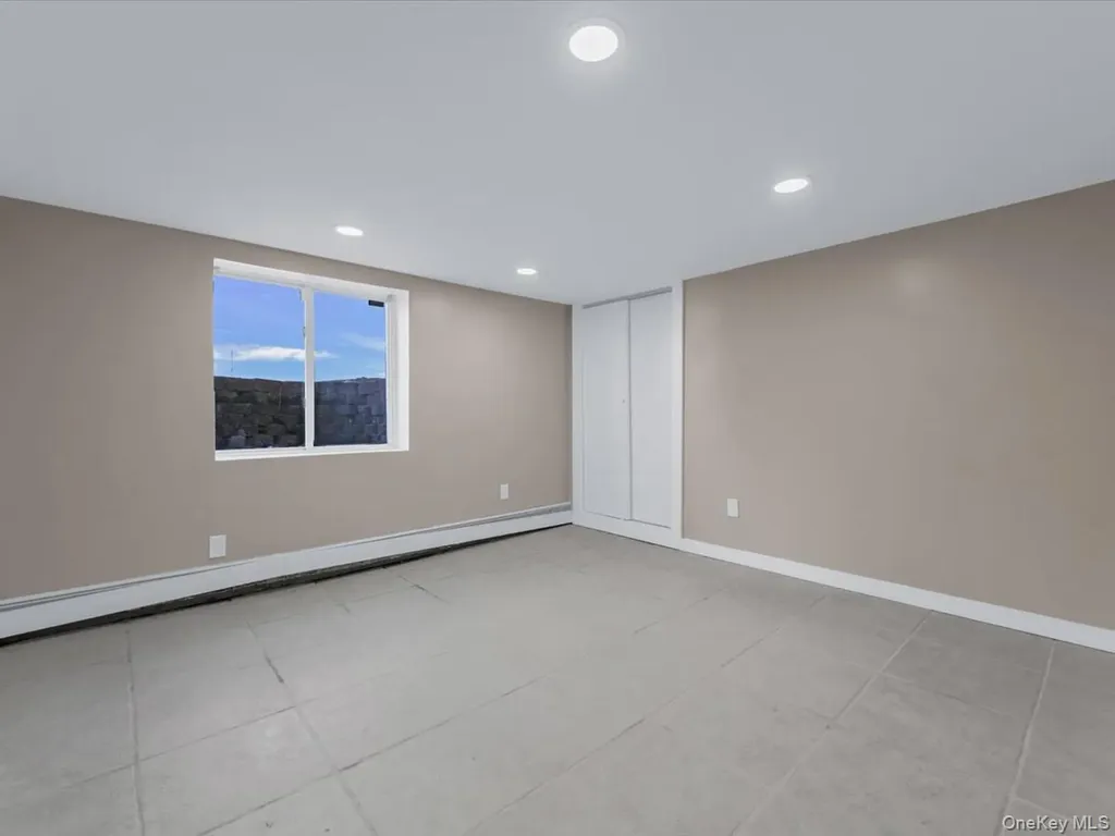 1367 Pine Acres Boulevard Bay Shore NY 11706