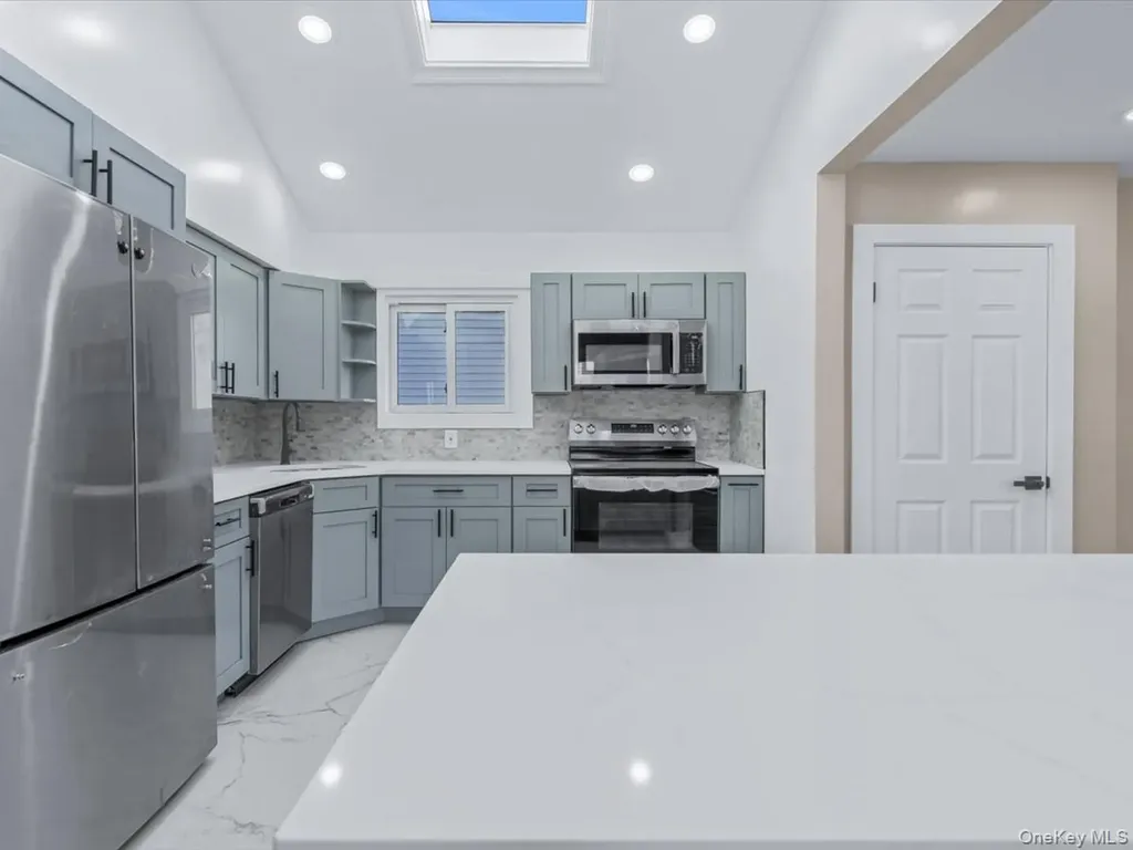 1367 Pine Acres Boulevard Bay Shore NY 11706