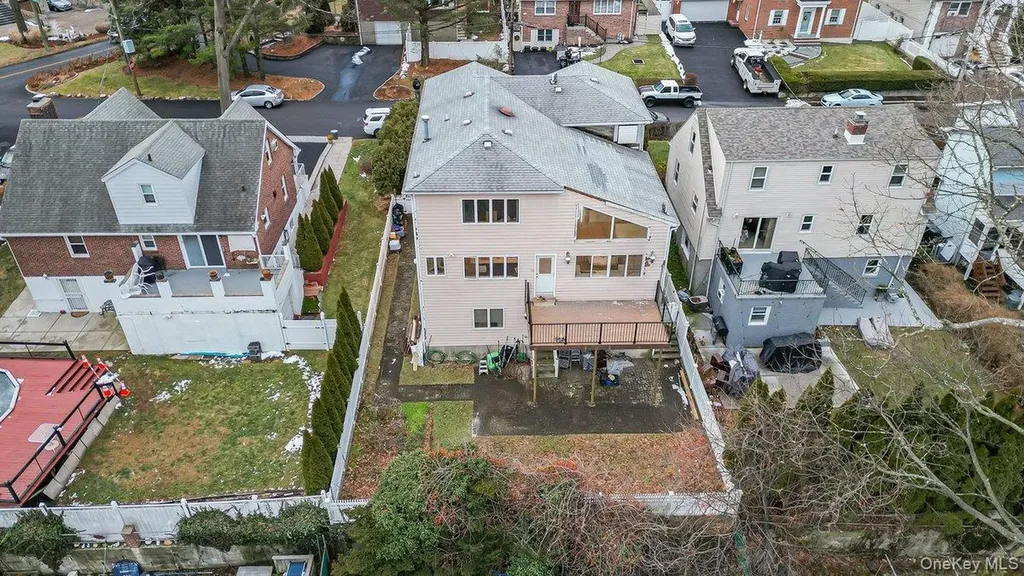 41 Tyndale Place Yonkers NY 10701