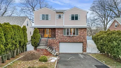 41 Tyndale Place Yonkers NY 10701