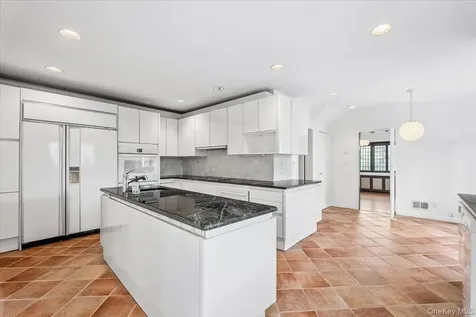 24 Highwood Avenue Larchmont NY 10538