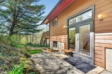 37 Glengary Lane Croton-on-hudson NY 10520