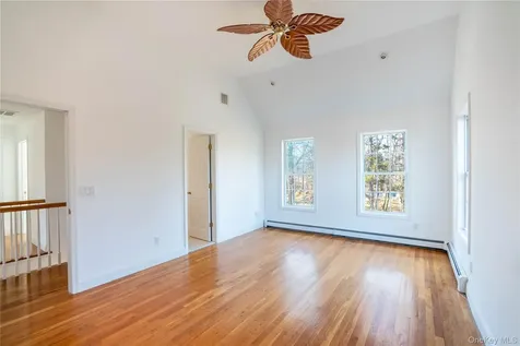 1175 9th Street Greenport NY 11944