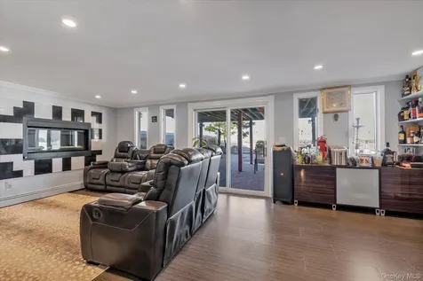 909 Gerry Avenue Lido Beach NY 11561