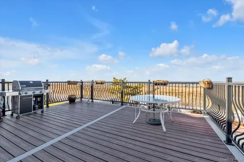 909 Gerry Avenue Lido Beach NY 11561