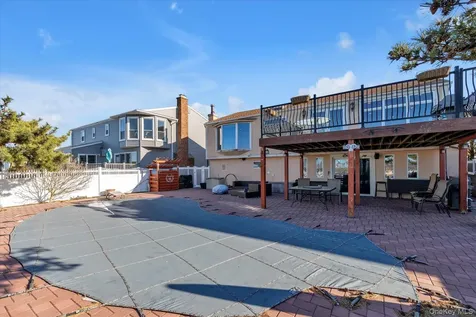909 Gerry Avenue Lido Beach NY 11561
