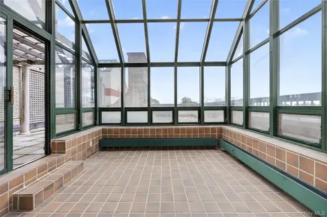 100 Hilton Avenue Garden City NY 11530