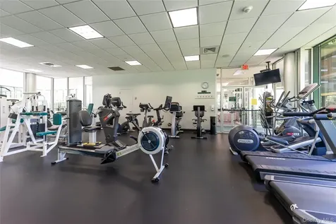 100 Hilton Avenue Garden City NY 11530
