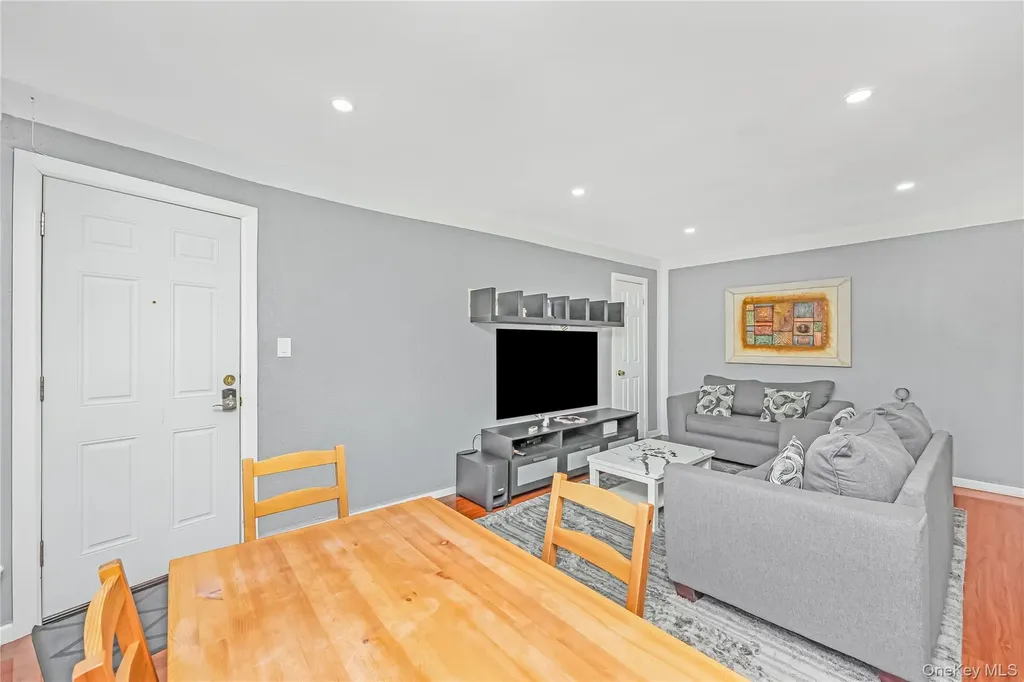 150-54 Melbourne Avenue Flushing NY 11367