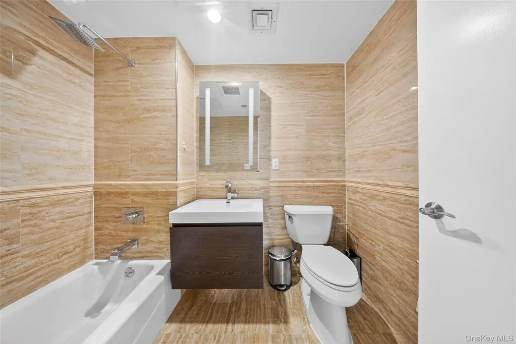 142-38 37th Avenue Flushing NY 11354