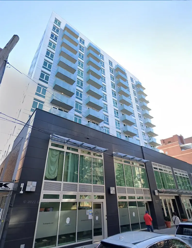 142-38 37th Avenue Flushing NY 11354