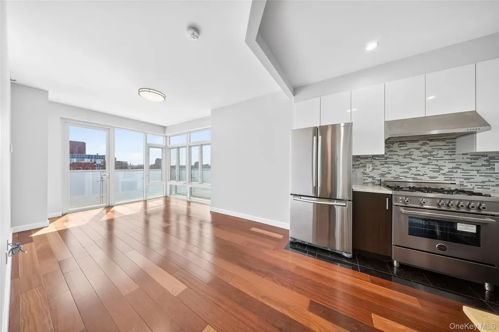 142-38 37th Avenue Flushing NY 11354