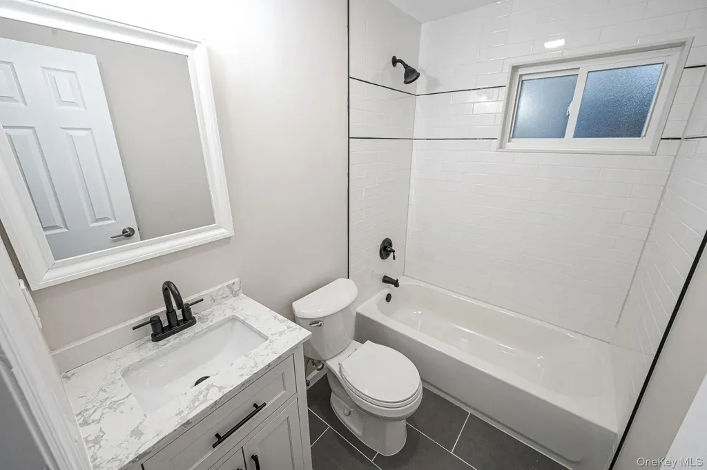 1137 Nugent Avenue Bay Shore NY 11706