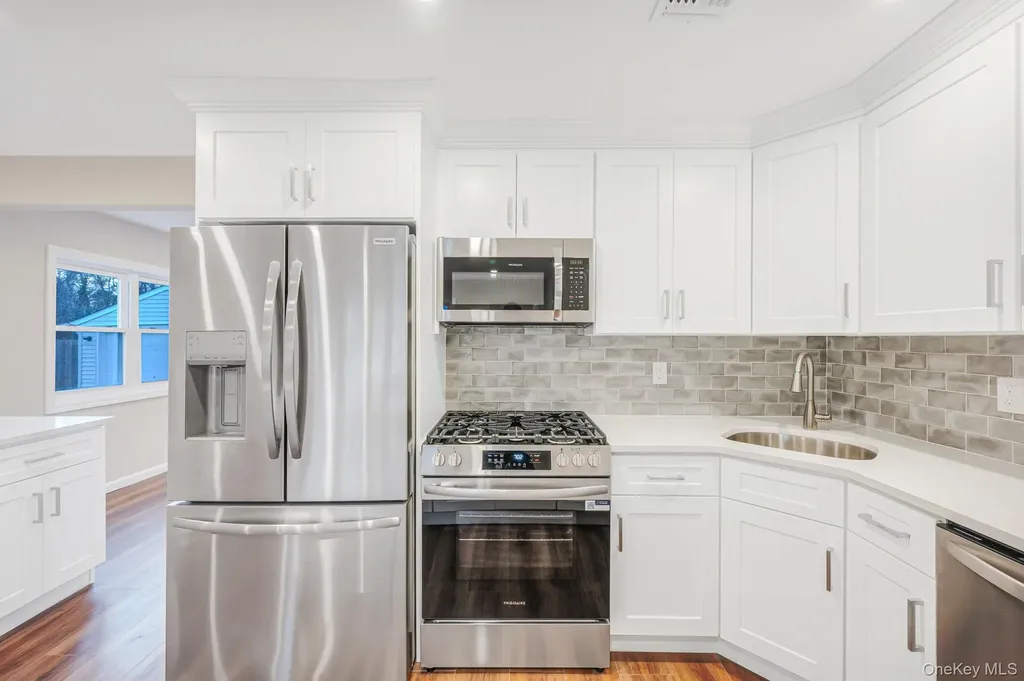 1137 Nugent Avenue Bay Shore NY 11706