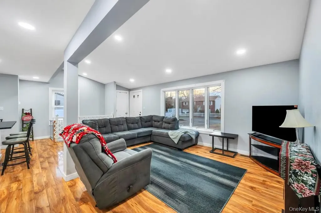 85 Craft Road Centereach NY 11720