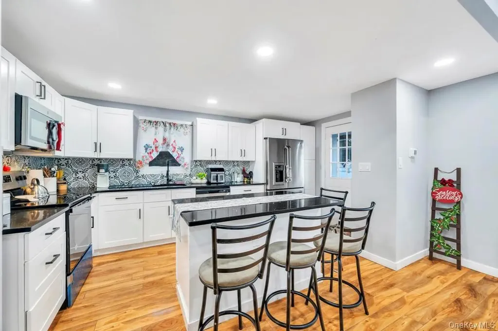 85 Craft Road Centereach NY 11720