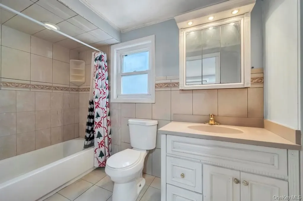 85 Craft Road Centereach NY 11720
