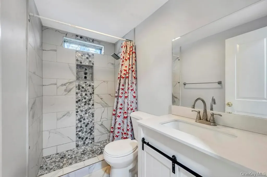 85 Craft Road Centereach NY 11720