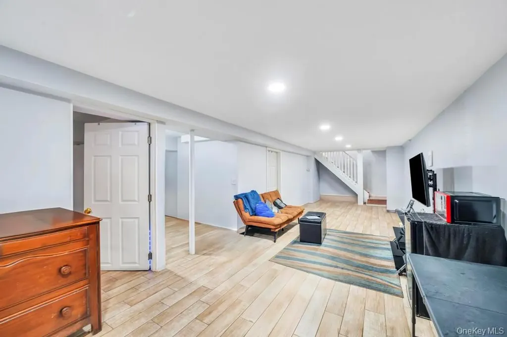 85 Craft Road Centereach NY 11720