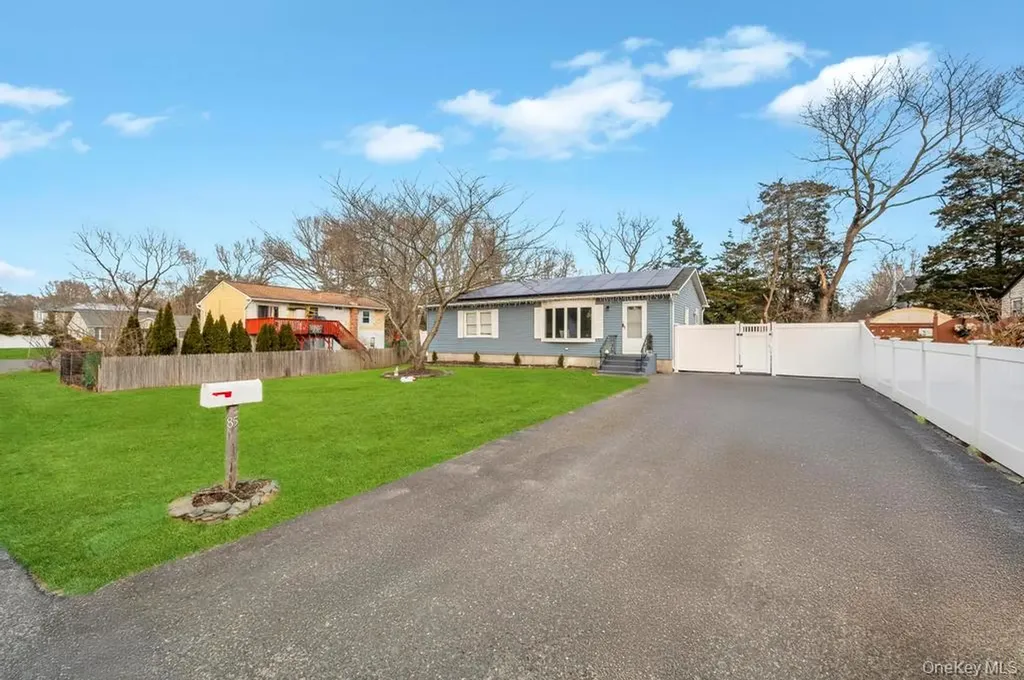 85 Craft Road Centereach NY 11720