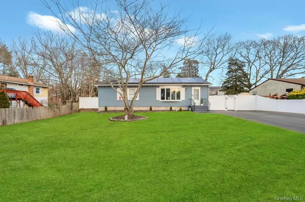 85 Craft Road Centereach NY 11720
