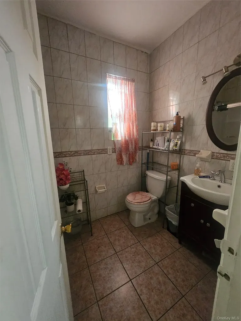 3305 Bronxwood Avenue Bronx NY 10469