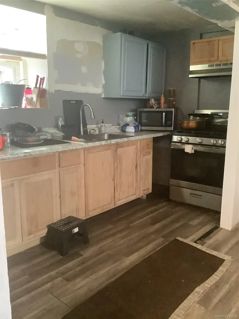 3305 Bronxwood Avenue Bronx NY 10469