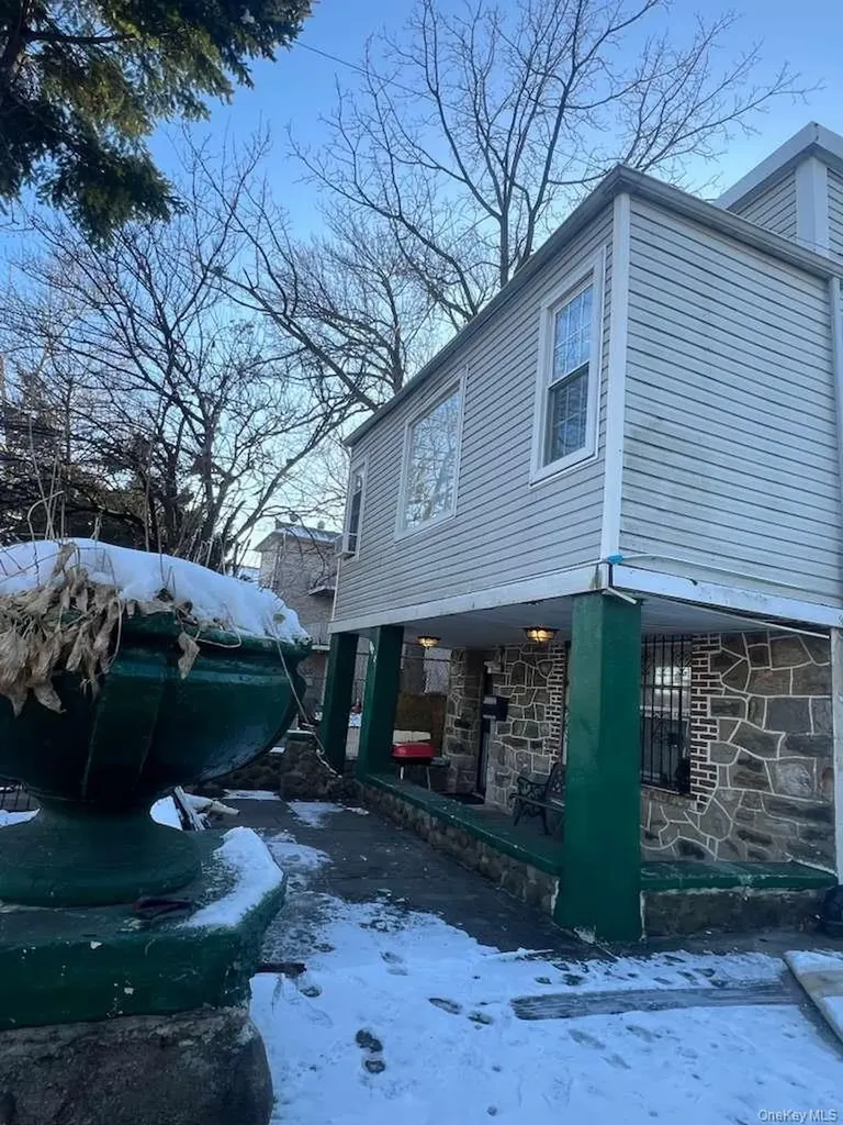 3305 Bronxwood Avenue Bronx NY 10469