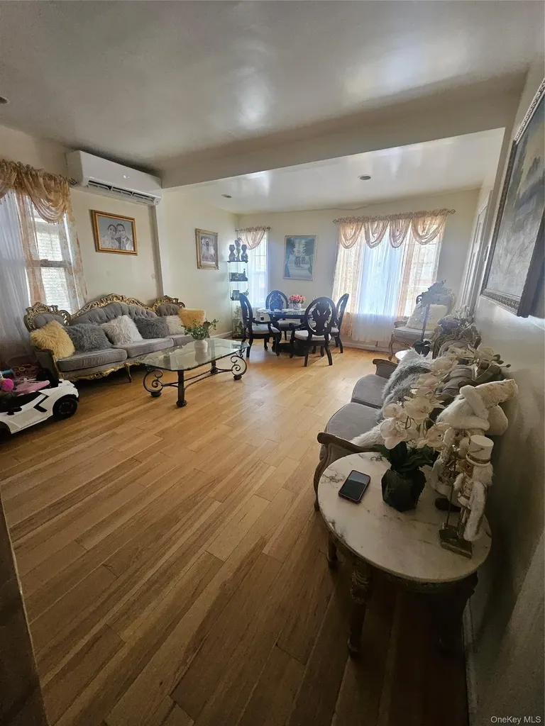 3305 Bronxwood Avenue Bronx NY 10469