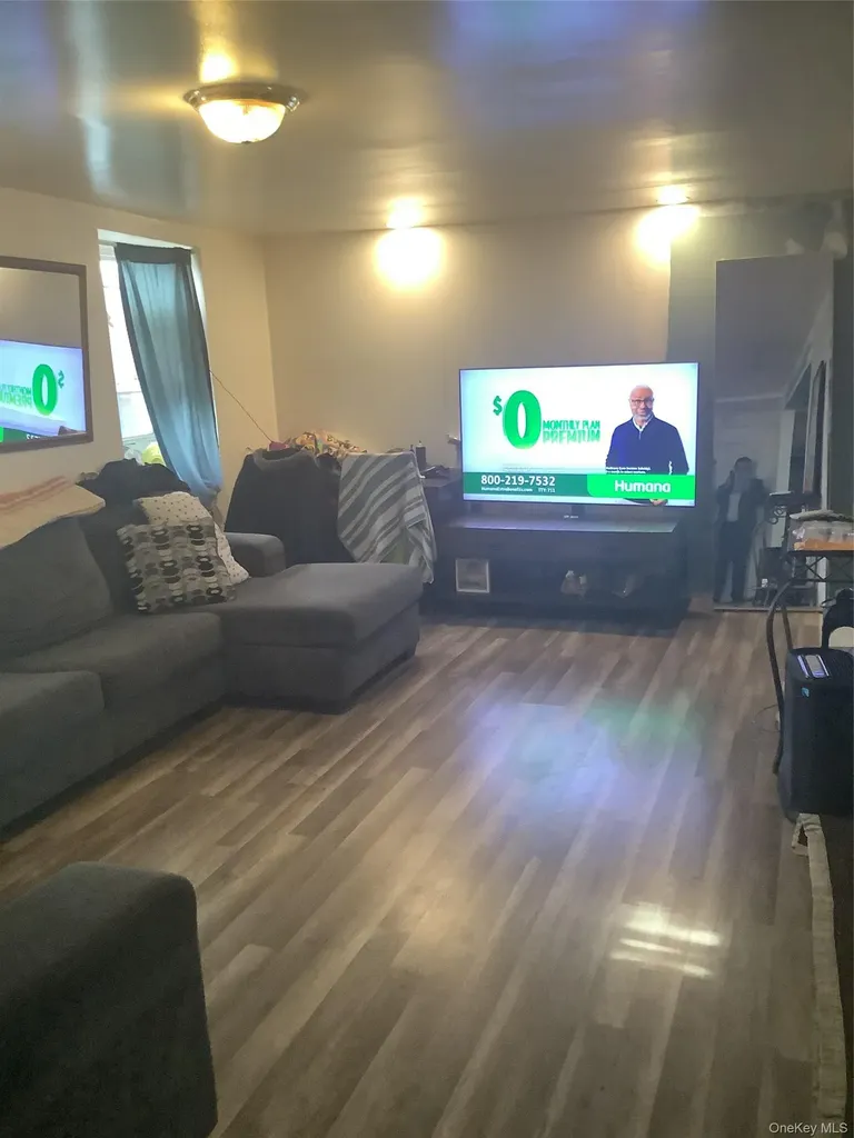 3305 Bronxwood Avenue Bronx NY 10469