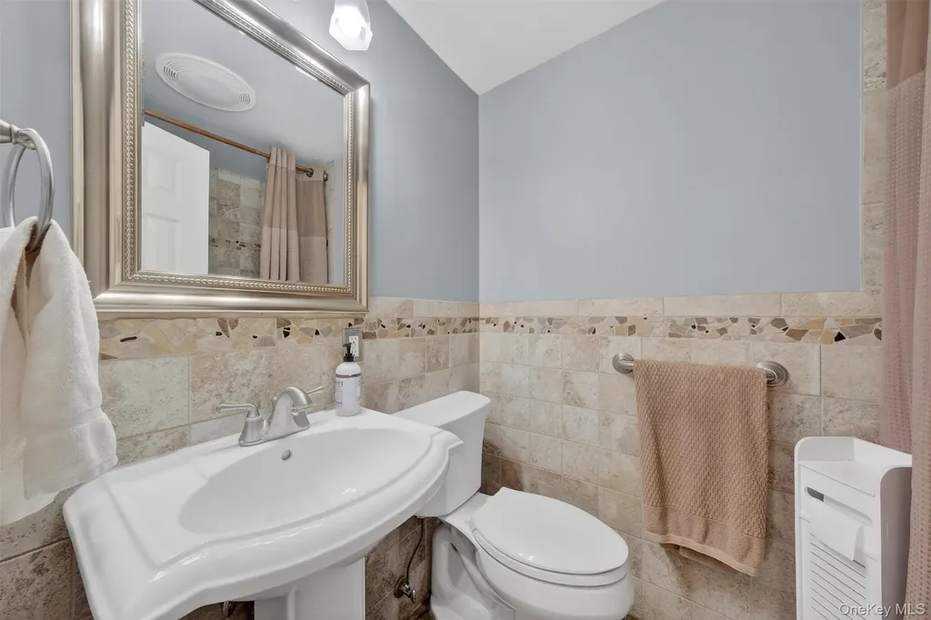 8 Peach Road Mahopac NY 10541