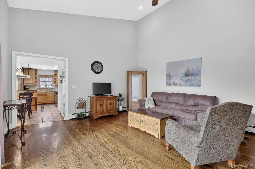 8 Peach Road Mahopac NY 10541