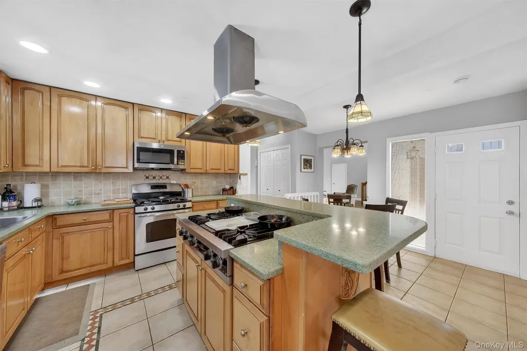 8 Peach Road Mahopac NY 10541