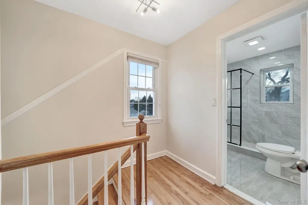 6 Elliott Place Freeport NY 11520