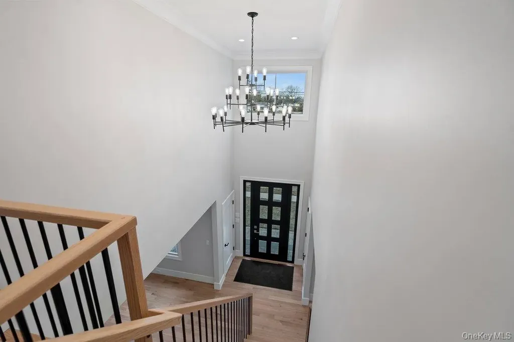 35 Main Parkway Plainview NY 11803